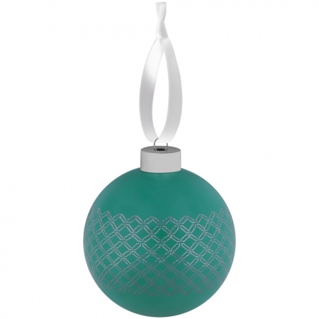 Елочный шар Queen с лентой, 10 см, зеленый купить с нанесением логотипа оптом на заказ в интернет-магазине Санкт-Петербург