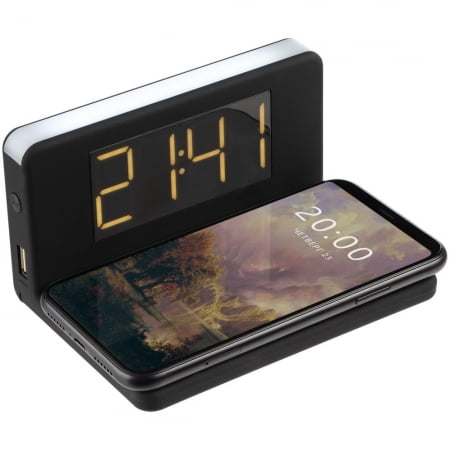 Часы настольные с беспроводным зарядным устройством Pitstop, черные купить с нанесением логотипа оптом на заказ в интернет-магазине Санкт-Петербург