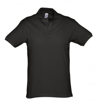 Рубашка поло мужская SPIRIT 240, черная купить с нанесением логотипа оптом на заказ в интернет-магазине Санкт-Петербург