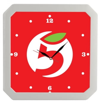 Часы настенные «Квадро», белые купить с нанесением логотипа оптом на заказ в интернет-магазине Санкт-Петербург