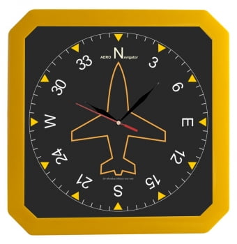 Часы настенные «Квадро», желтые купить с нанесением логотипа оптом на заказ в интернет-магазине Санкт-Петербург