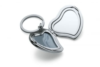 Брелок-медальон Heart купить с нанесением логотипа оптом на заказ в интернет-магазине Санкт-Петербург